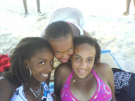 ANNIF TIME